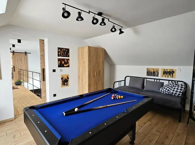 Leo 샬레 도노발리