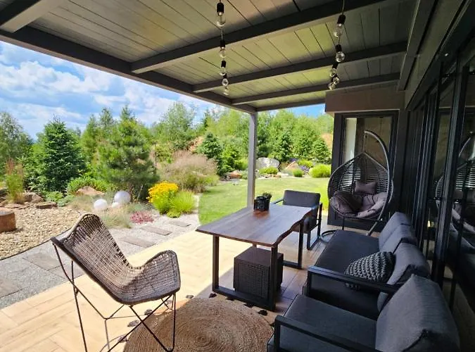 Leo 샬레 도노발리